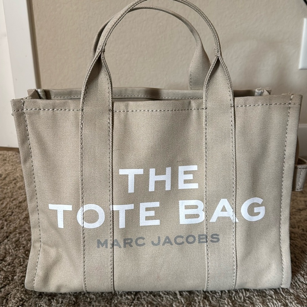 Marc Jacob’s medium canvas tote bag